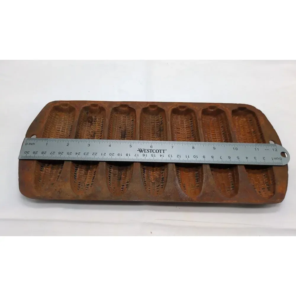 Vintage Cast Iron 7 Stick Cornbread Pan Mold Heavy Duty Bakeware Kitchen Tool